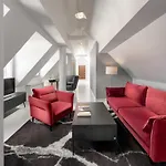 Mamaison Le Regina Boutique 5*
