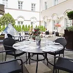 Mamaison Le Regina Boutique Hotel 5*