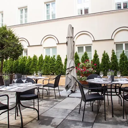 Mamaison Le Regina Boutique