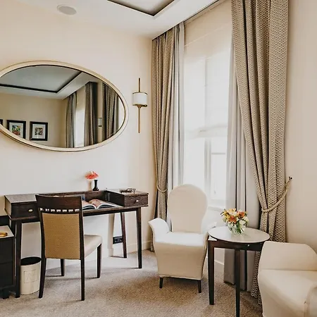 Hotell Mamaison Le Regina Boutique