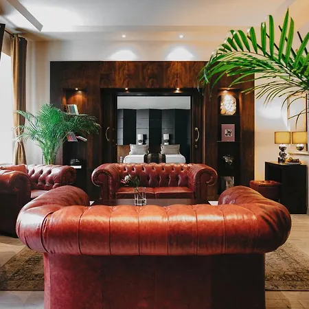 Mamaison Le Regina Boutique