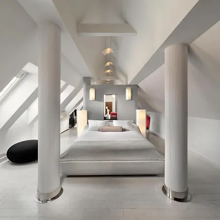 Mamaison Le Regina Boutique Hotel