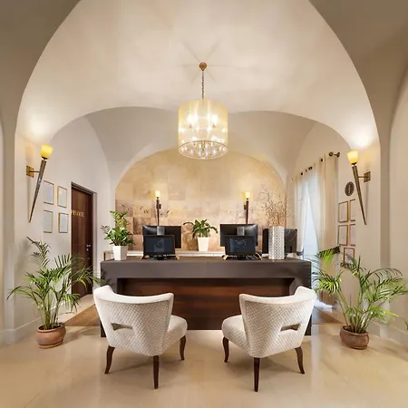 Mamaison Le Regina Boutique Hotell 5*