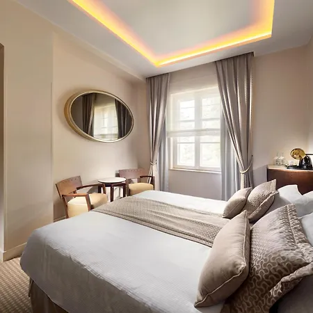 Mamaison Le Regina Boutique Hotel 5*