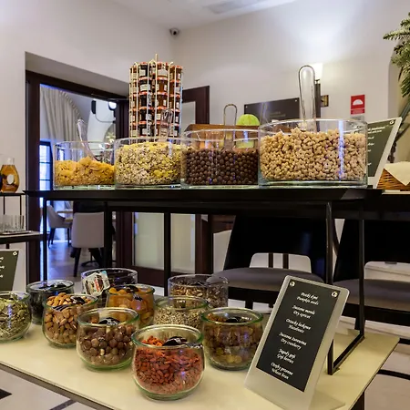 Mamaison Le Regina Boutique 5* Varşova