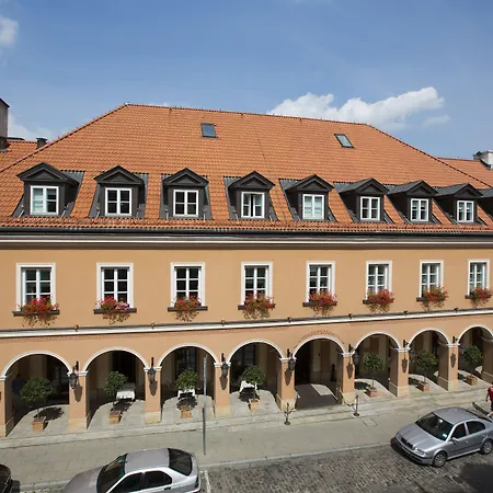 Mamaison Le Regina Boutique 5*