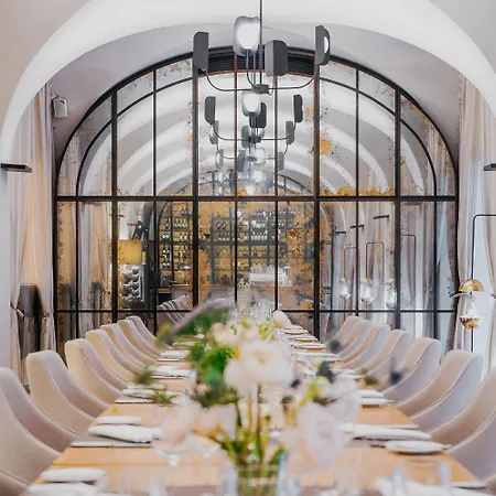 Mamaison Le Regina Boutique 5* Varşova