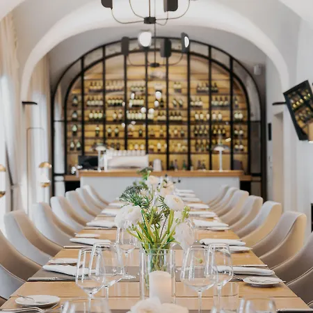 Mamaison Le Regina Boutique 5* Varşova