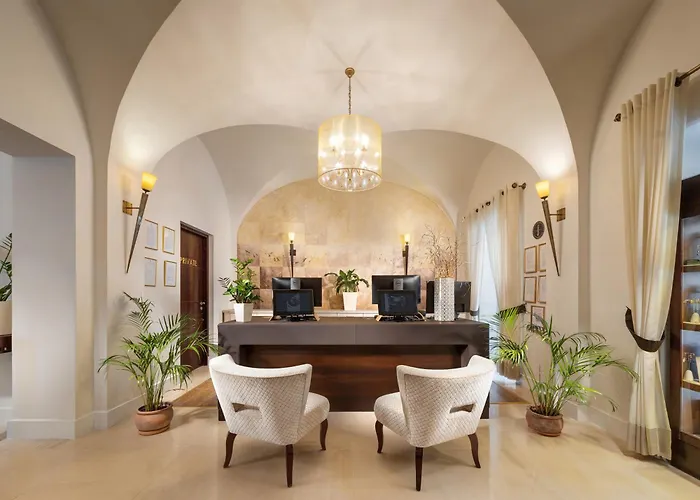 Mamaison Le Regina Boutique Hotel 5*