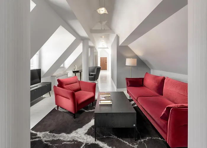 Mamaison Le Regina Boutique 5*