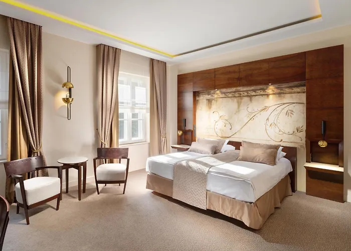 Mamaison Le Regina Boutique Hotel 5*