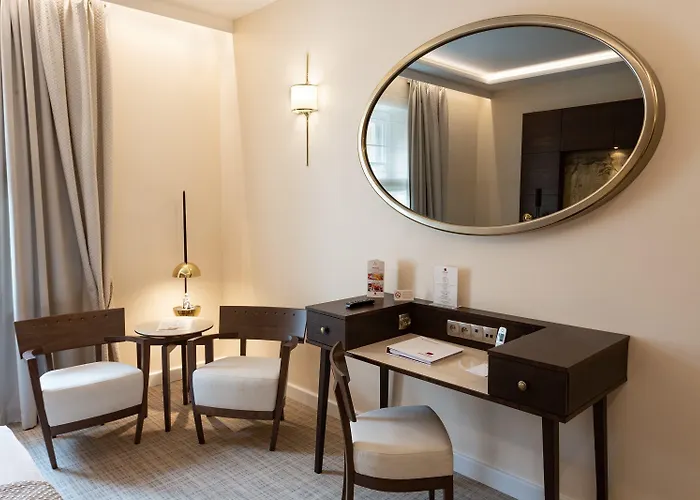 Mamaison Le Regina Boutique