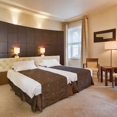 Mamaison Le Regina Boutique 5*