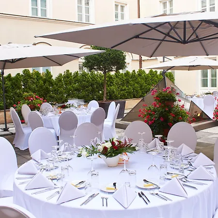 Mamaison Le Regina Boutique Hotel 5*