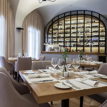 Mamaison Le Regina Boutique Hotel Varsovia