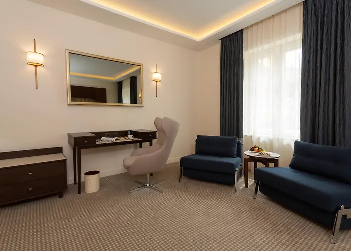 Hotel Mamaison Le Regina Boutique 5*