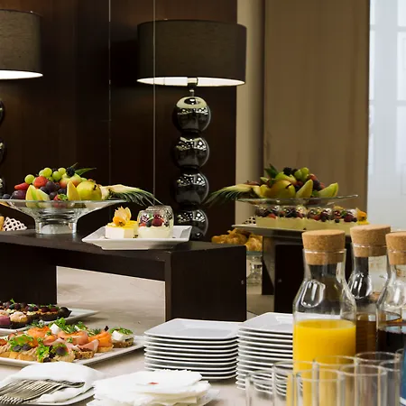 Mamaison Le Regina Hotel