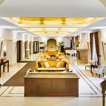 Mamaison Le Regina Hotel 5*