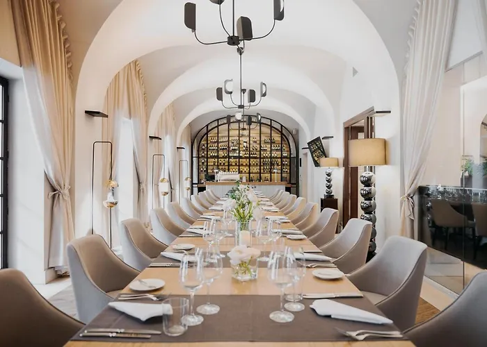 Mamaison Le Regina Boutique 5*